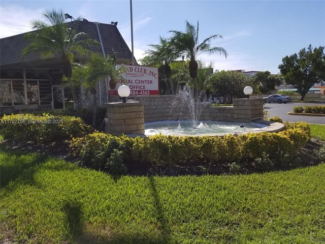 4000 NW 44th Avenue 205, Lauderdale Lakes, FL 33319