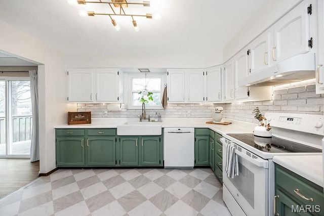 2340 Marine Road, Highland, IL 62249