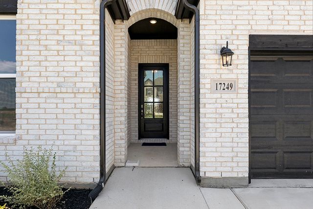 17249 Oxborough Drive, Fort Worth, TX 76247