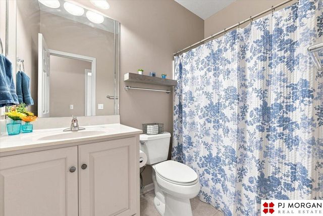 15446 Briar Street, Omaha, NE 68138