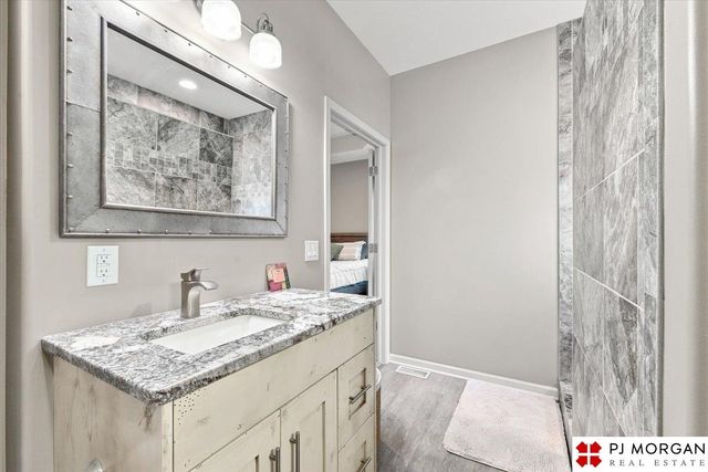 15446 Briar Street, Omaha, NE 68138