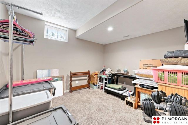 15446 Briar Street, Omaha, NE 68138