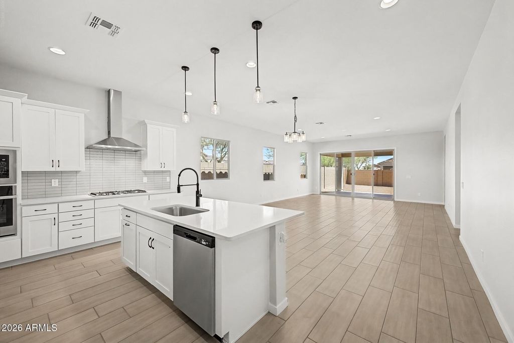 11933 W MARGUERITE Avenue, Avondale, AZ 85323 — photo 4
