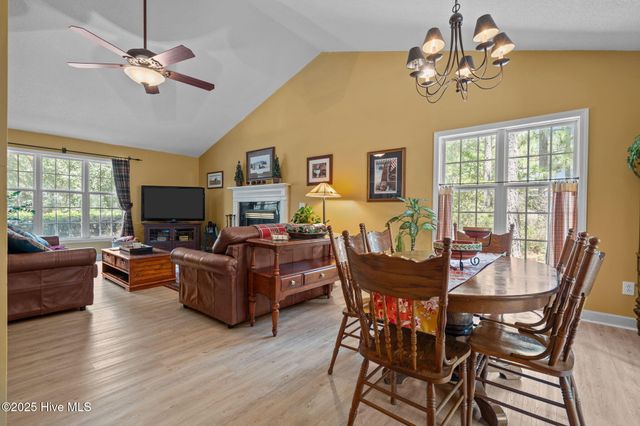 265 Longleaf Drive, West End, NC 27376