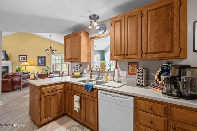 265 Longleaf Drive, West End, NC 27376