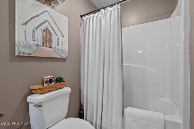 265 Longleaf Drive, West End, NC 27376