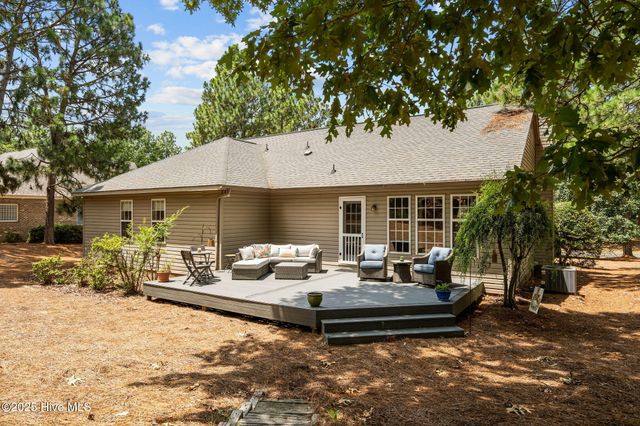 265 Longleaf Drive, West End, NC 27376