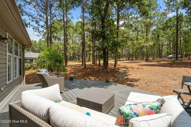 265 Longleaf Drive, West End, NC 27376