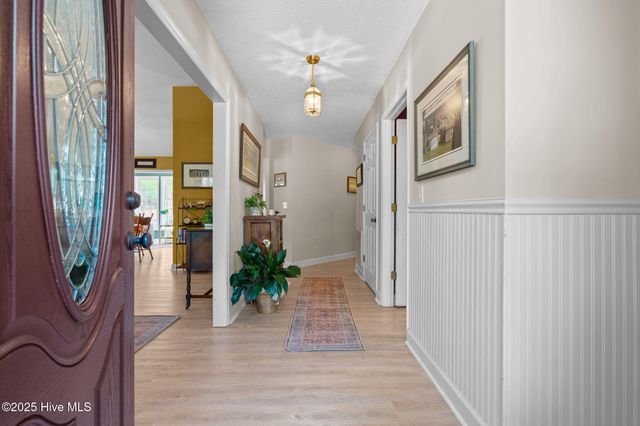 265 Longleaf Drive, West End, NC 27376