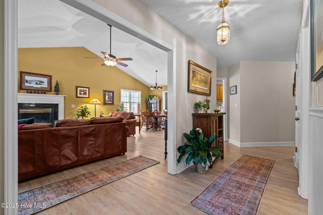 265 Longleaf Drive, West End, NC 27376