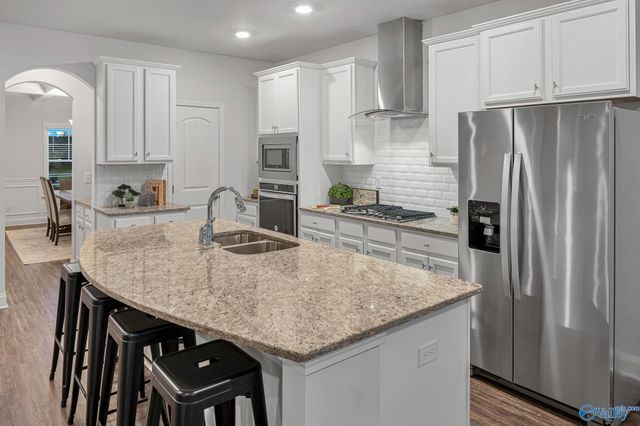 104 Bridgemill Avenue, Madison, AL 35756