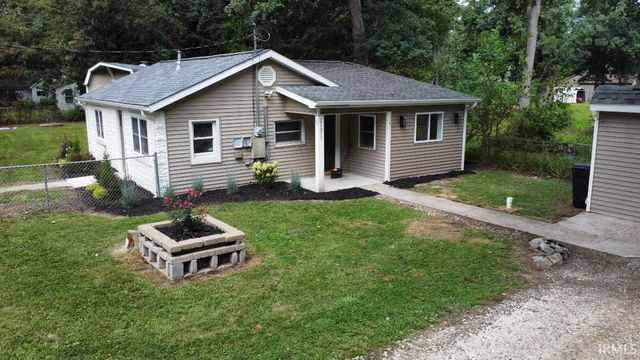 26051 Lakeview Drive, Elkhart, IN 46514