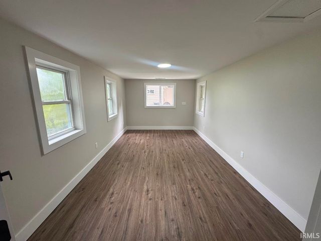 26051 Lakeview Drive, Elkhart, IN 46514