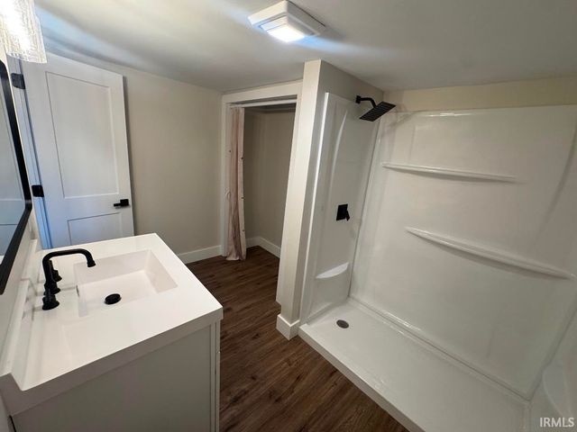 26051 Lakeview Drive, Elkhart, IN 46514