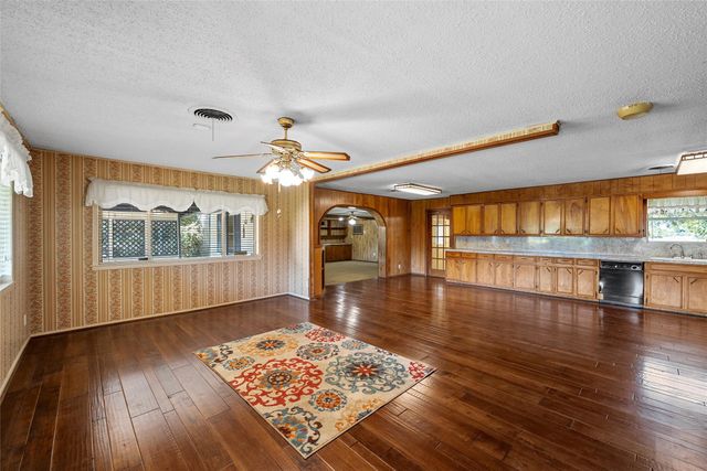 722 Fm 1366, Mexia, TX 76667