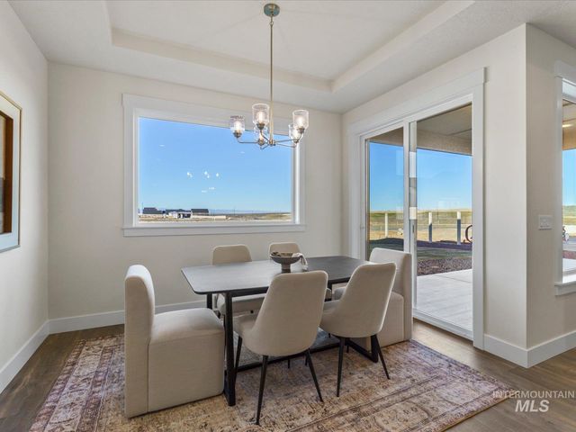 375 S Strut Way, Boise, ID 83716