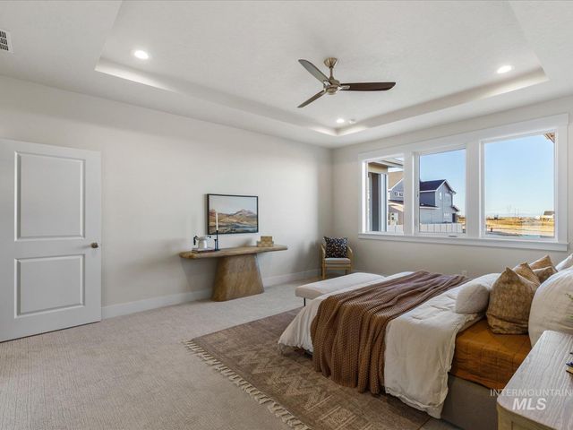 375 S Strut Way, Boise, ID 83716