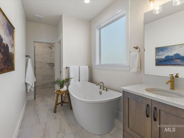 375 S Strut Way, Boise, ID 83716