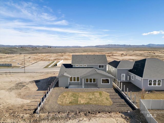 375 S Strut Way, Boise, ID 83716