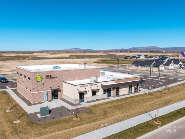 375 S Strut Way, Boise, ID 83716