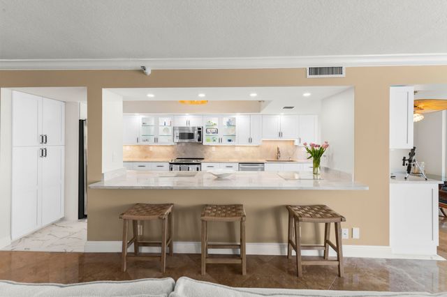 3600 S Ocean Boulevard Ph 601, South Palm Beach, FL 33480