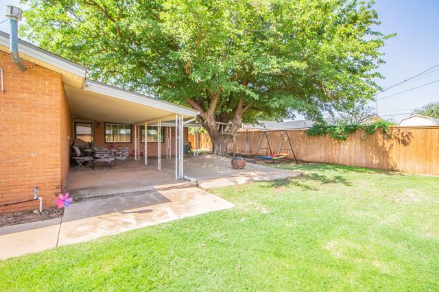 1603 E Reppto Street, Brownfield, TX 79316