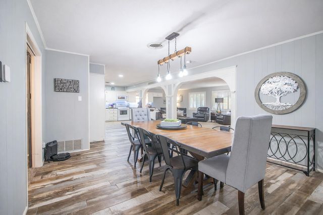 1603 E Reppto Street, Brownfield, TX 79316