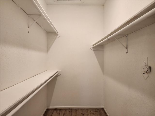 2255 Braeswood Park Drive 272, Houston, TX 77030