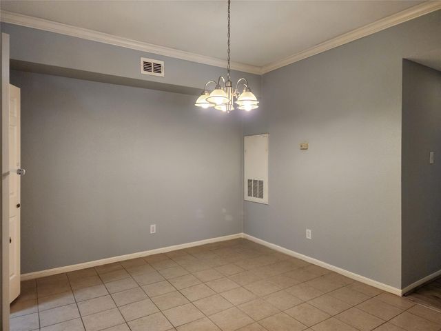 2255 Braeswood Park Drive 272, Houston, TX 77030