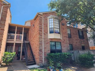 2255 Braeswood Park Drive 272, Houston, TX 77030