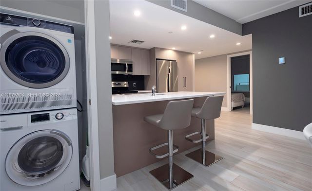 1150 101st St 403, Bay Harbor Islands, FL 33154