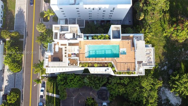 1150 101st St 403, Bay Harbor Islands, FL 33154