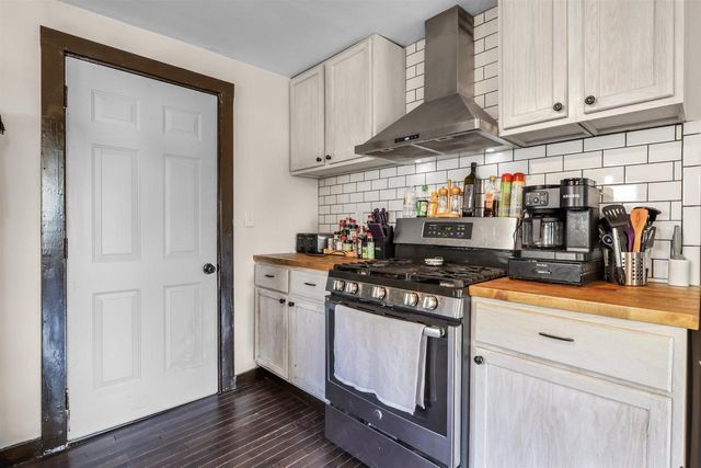 312 8th Avenue, Baraboo, WI 53913