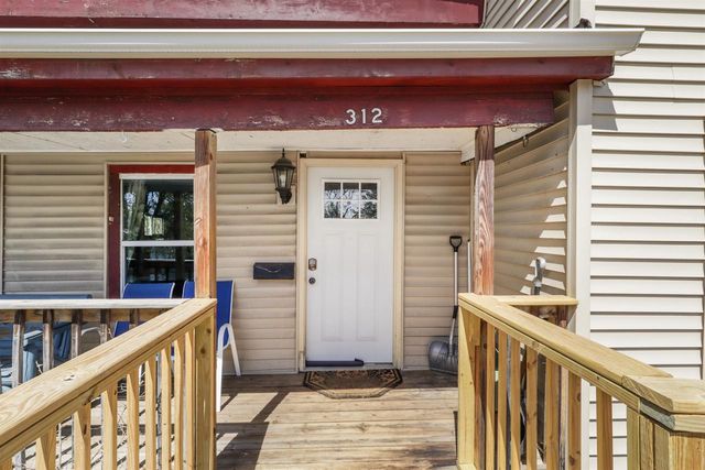 312 8th Avenue, Baraboo, WI 53913