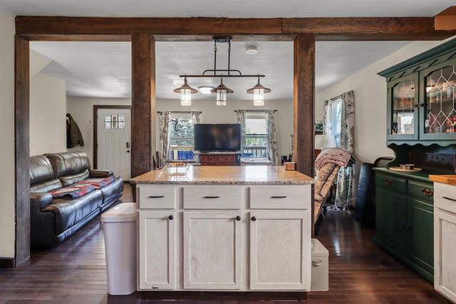 312 8th Avenue, Baraboo, WI 53913