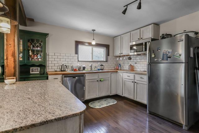 312 8th Avenue, Baraboo, WI 53913