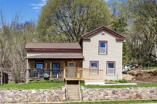 312 8th Avenue, Baraboo, WI 53913