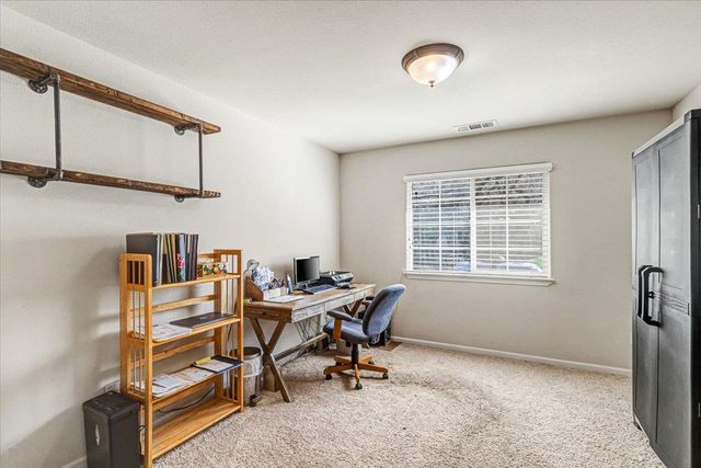 5593 Baldwin St, Valley Springs, CA 95252