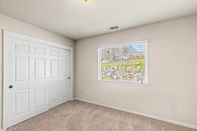 5593 Baldwin St, Valley Springs, CA 95252