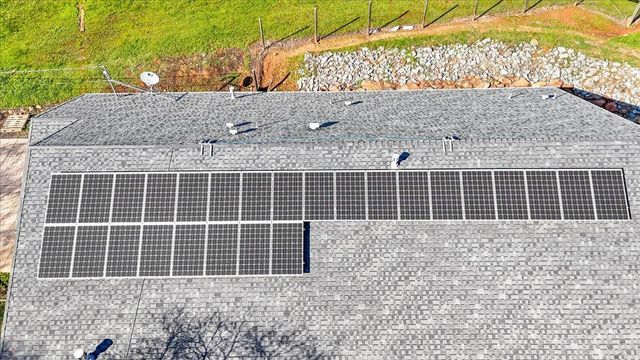 5593 Baldwin St, Valley Springs, CA 95252