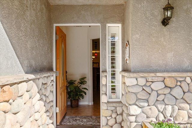 5593 Baldwin St, Valley Springs, CA 95252