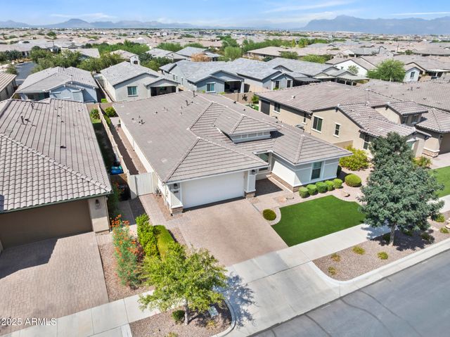 10556 E TEXAS Avenue, Mesa, AZ 85212