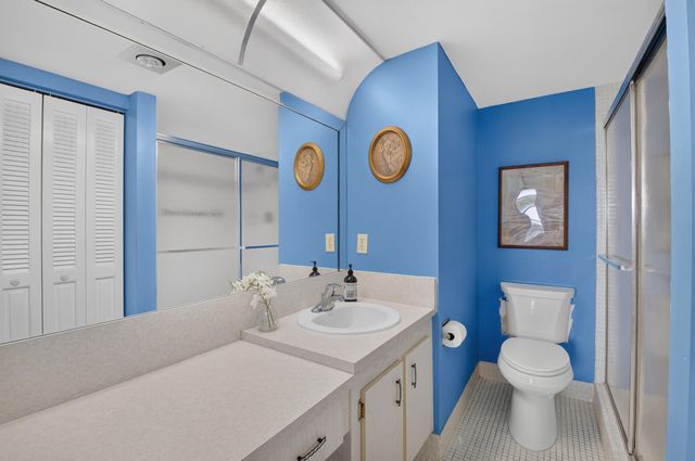4022 Lincoln B, Boca Raton, FL 33434