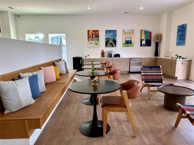 4802 S Congress Ave 310, Austin, TX 78745