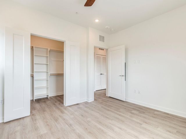 4802 S Congress Ave 310, Austin, TX 78745