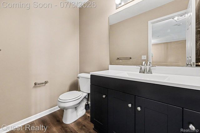 168 Amys Walk Walk, Auburn Hills, MI 48326