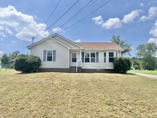 588 Joshua Dr, Clarksville, TN 37042