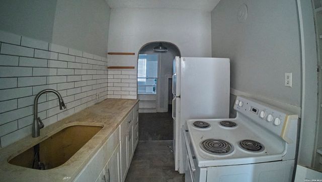 252 Natalen, San Antonio, TX 78209