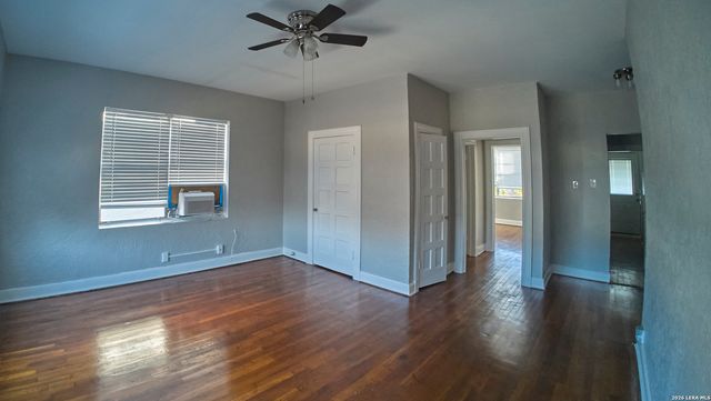 252 Natalen, San Antonio, TX 78209