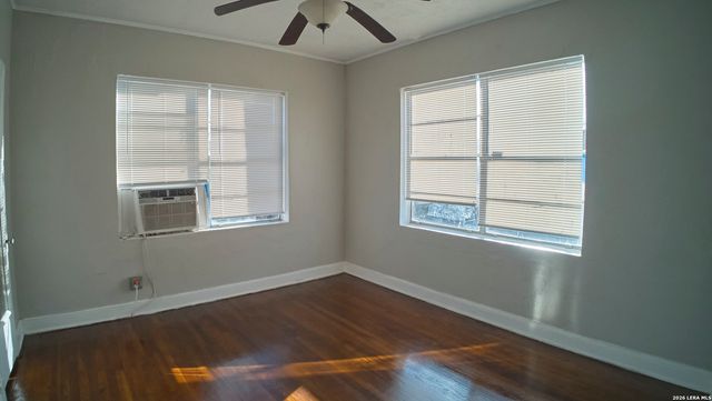 252 Natalen, San Antonio, TX 78209